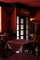 Действующий ресторан на Подоле